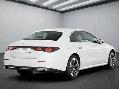 Gebraucht Mercedes E300 204 PS (150 kW) 2025 Weiß Limousine