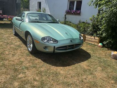 Jaguar XK8