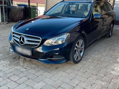 Mercedes E220