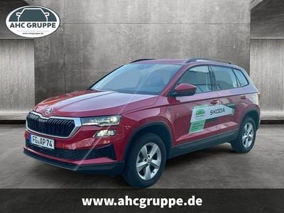 Gebraucht Skoda Karoq Tour 150 PS (110 kW) 2025 Rot SUV