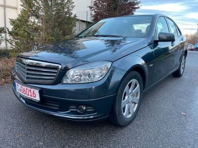 Grau Gebraucht 2010 Mercedes C180 Limousine | 8.990 € (Fairer Preis)