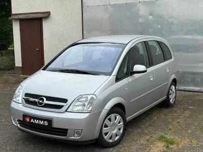 Gebraucht Opel Meriva Cosmo 125 PS (91 kW) 2003 Silber Van / Kleinbus
