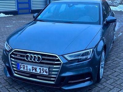 Grau Gebraucht 2019 Audi S3 Ambiente Limousine | 26.500 € (Fairer Preis)
