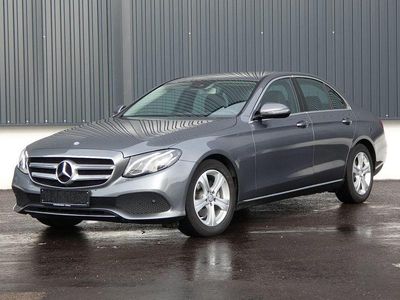 Gebraucht Mercedes E220 Avantgarde 194 PS (142 kW) 2017 Selenitgrau Limousine