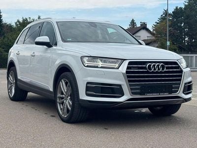 Weiß Gebraucht 2018 Audi Q7 SUV | 33.900 € (Guter Preis)