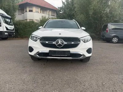 Gebraucht Mercedes GLC220 197 PS (144 kW) 2024 Weiß SUV