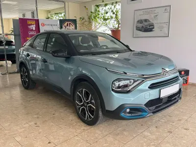 Gebraucht Citroën e-C4 Feel 100 kW (136 PS) 2022 Olbia blau metalliclackierung Kleinwagen