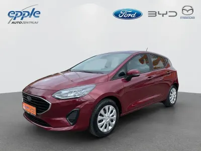 Gebraucht Ford Fiesta Cool & Connect 101 PS (74 kW) 2022 Berry metallic Kleinwagen