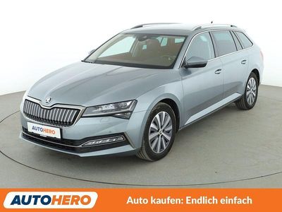 Gebraucht Skoda Superb Style 218 PS (160 kW) 2022 Grau Kombi