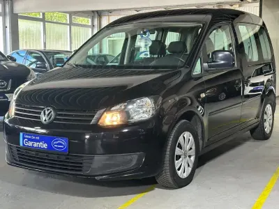 Gebraucht VW Caddy Trendline 102 PS (75 kW) 2014 Schwarz Van / Kleinbus