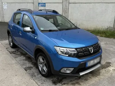 Gebraucht Dacia Sandero Stepway 90 PS (66 kW) 2016 Blau Limousine