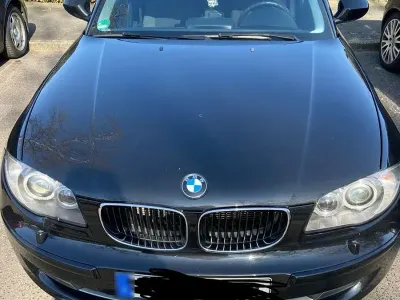 Gebraucht BMW 116 116 PS (85 kW) 2010 Schwarz Kleinwagen