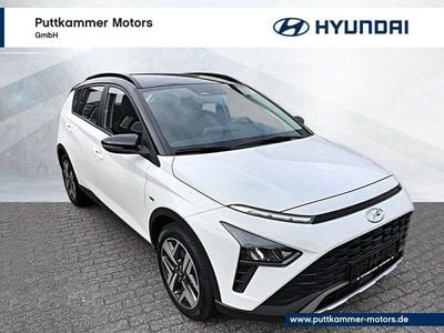 Gebraucht Hyundai Bayon Intro Edition 101 PS (74 kW) 2022 Polar white/ phantom black SUV