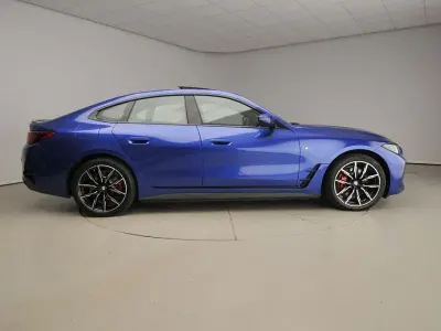 Usata BMW i4 M Sport 210 kW (286 CV) 2025 Blu Berlina