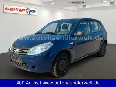 Usata Dacia Sandero Basis 75 CV (55 kW) 2009 Blu Berlina