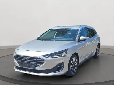 Gebraucht Ford Focus Vignale 155 PS (114 kW) 2022 Silber Kombi
