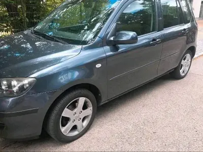 Gebraucht Mazda 2 80 PS (58 kW) 2006 Grau Kleinwagen