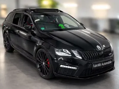 Begagnad Skoda Octavia RS 245 HK (180 kW) 2017 Svart Kombi