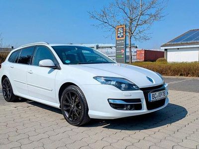 Gebraucht Renault Laguna GrandTour Dynamique 150 PS (110 kW) 2012 Weiß Kombi
