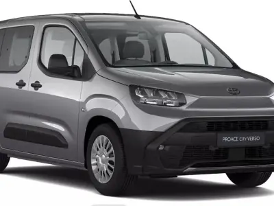 Neu Toyota Proace Verso Active 110 PS (80 kW) 2026 Silber metallic Kombi