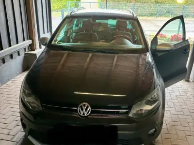 Gebraucht VW Polo Cross 69 PS (50 kW) 2013 Schwarz Kleinwagen