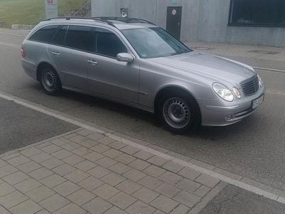 Mercedes E280