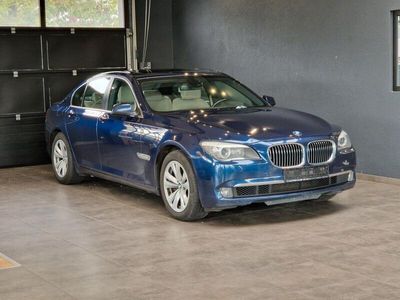 BMW 740