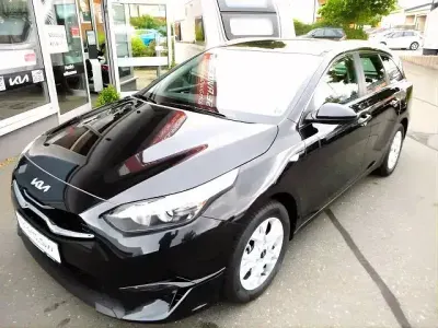 Gebraucht Kia Ceed Sportswagon Vision 140 PS (102 kW) 2025 Schwarz Kombi
