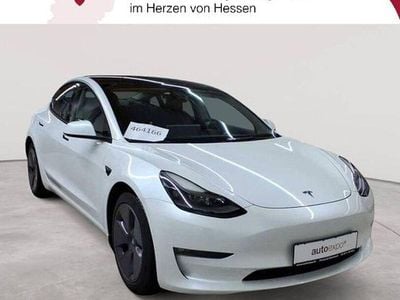 Weiß Gebraucht 2021 Tesla Model 3 Limousine | 23.289 € (Guter Preis)