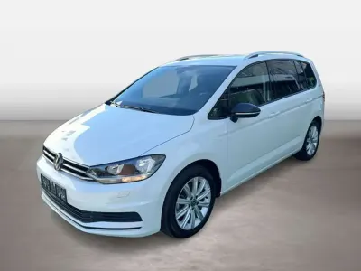 Gebraucht VW Touran Goal 150 PS (110 kW) 2025 Weiß Van / Kleinbus