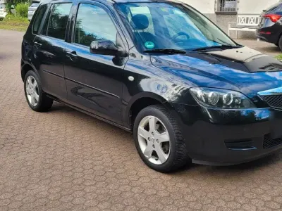 Gebraucht Mazda 2 80 PS (58 kW) 2008 Schwarz Kleinwagen