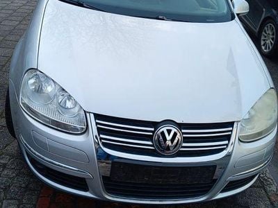 Silber Gebraucht 2008 VW Golf VI Comfortline Kleinwagen | 2.450 € (Superpreis)