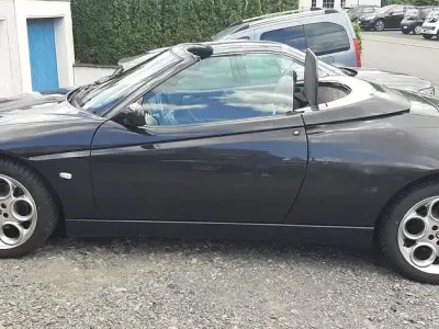 Gebraucht Alfa Romeo Spider 150 PS (110 kW) 2000 Schwarz Cabrio