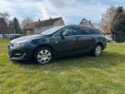 Gebraucht Opel Astra Exklusiv 165 PS (121 kW) 2014 Schwarz Kombi