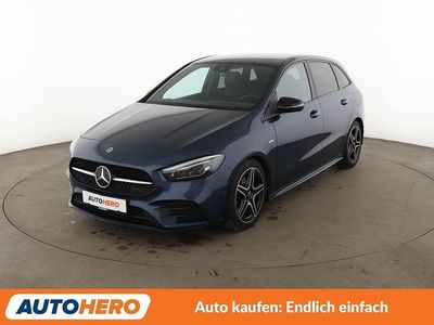 Usata Mercedes B200 AMG line 163 CV (119 kW) 2022 Blu Monovolume