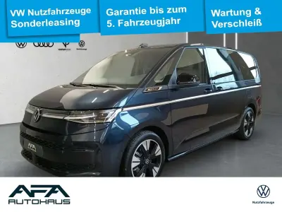Neu VW T7 150 PS (110 kW) 2026 Starlight blue metallic Van