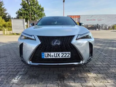 Gebraucht Lexus UX 250h Sport Line 152 PS (111 kW) 2021 Grau SUV