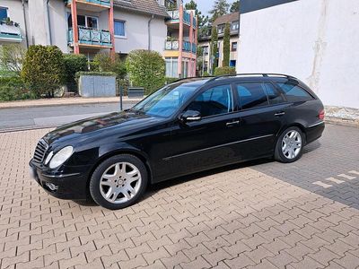 Second-hand Mercedes E250 200 CP (147 kW) 2008 Negru Break