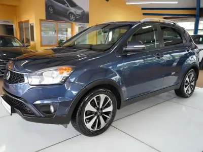 Gebraucht SsangYong Korando Crystal 175 PS (128 kW) 2015 Blau SUV