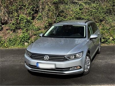 Gebraucht VW Passat 150 PS (110 kW) 2015 Silber Kombi