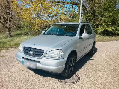 Brugt Mercedes ML320 218 HK (160 kW) 2001 Sølv SUV