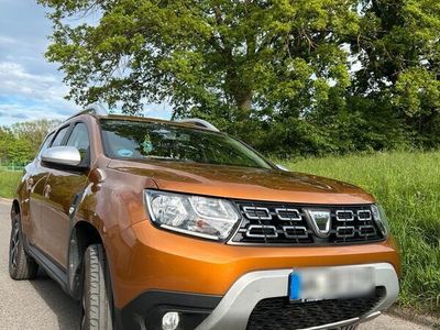 gebraucht Dacia Duster Prestige TCe 130 6 Gang Benziner Orange