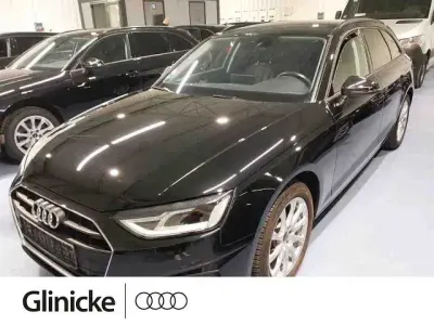 Gebraucht Audi A4 Advanced 150 PS (110 kW) 2022 Mythosschwarz metallic Kombi