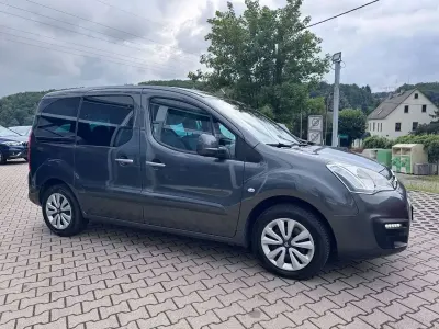 Gebraucht Citroën Berlingo PureTech 110 PS (80 kW) 2018 Grau Van / Kleinbus
