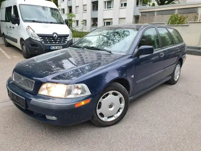 Brugt Volvo V40 122 HK (89 kW) 2000 Blå Stationcar