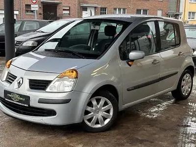 Second-hand Renault Modus Dynamique 112 CP (82 kW) 2005 Gri Monovolum