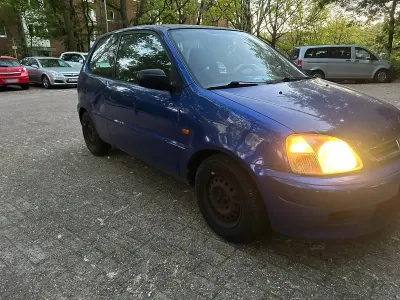 Usata Honda Logo 65 CV (47 kW) 2001 Andere farben Utilitaria