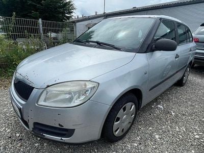 Gebraucht Skoda Fabia Classic 80 PS (58 kW) 2010 Silber Kleinwagen