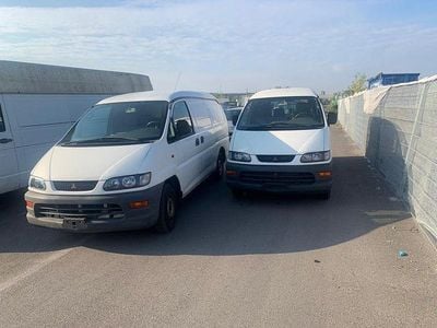 Weiß Gebraucht 2000 Mitsubishi L400 Van / Kleinbus | 3.799 €