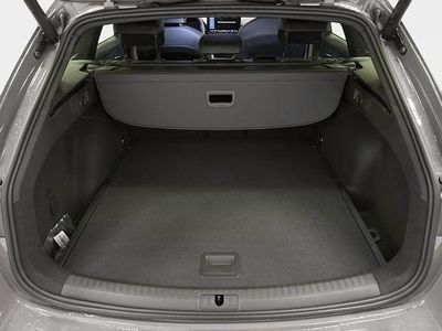 Neu Cupra Leon 204 PS (150 kW) 2026 S7  magnetich tech met.